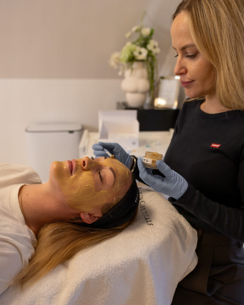 Cosmelan peeling iBalance Klinik Kosmetisk Klinik Næstved